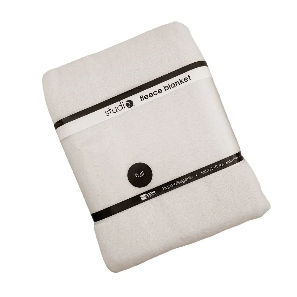 NWT JCPenney Hypo-Allergenic Fleece Blanket, Ivory, Full Size 80